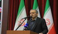 با تمام قوا برای پیشبرد امور دانشگاه تلاش می‌کنم